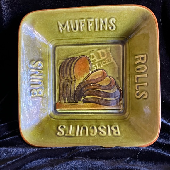 Dining 197s Vintage Ceramic Bread Bowl Avocado Green Classic For Your Groovy Vibe Poshmark